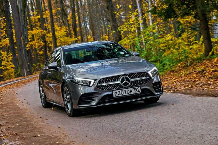 Чем отличается базовая комплектация Mercedes?