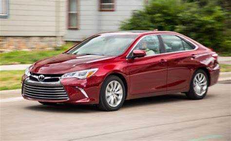 Плюсы и минусы Toyota Camry 2016